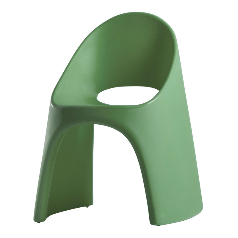 Italo Pertichinin suunnittelema sulavalinjainen AMÉLIE design tuoli Malva Green värillä