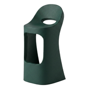 Italo Pertichinin suunnittelema sulavalinjainen AMÉLIE SIT UP Baarituoli Vihreä Pine Green värillä.