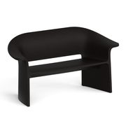 Tomek Rygalikin / Studio Rygalik suunnittelema ajaton ARMSTRONG Sohvan Ruskea-musta. Timeless ARMSTRONG Sofa designed by Tomek Rygalik / Studio Rygalik in Brown-black.
