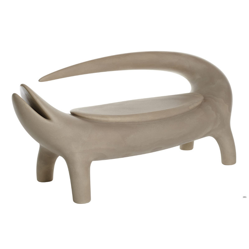 Marcantonion suunnittelema super hauska ja erikoinen BIG KROKO Ruskea Penkki Sahara Sand värillä.