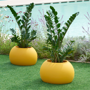 Karim Rashidin suunnittelema käytännöllinen ja tyylikäs BLOS POT Kasviruukku.