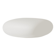 Marcel Wandersin suunnittelema sulavalinjainen CHUBBY LOW Matala design pöytä / Rahi Milky White värillä.