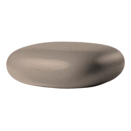 Marcel Wandersin suunnittelema sulavalinjainen CHUBBY LOW Matala design pöytä / Rahi Ruskea Sahara Sand värillä.