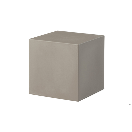 SLIDE® Studion suunnittelema tyylikäs kuutiomainen CUBO Harmaa Jakkara - Pöytä Dove Grey värillä.