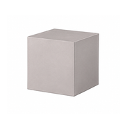 SLIDE® Studion suunnittelema tyylikäs kuutiomainen CUBO Jakkara - Pöytä Valkoinen Mist White värillä.