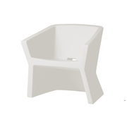 Jorge Najeran suunnittelema kaunis ja futuristinen EXOFA Nojatuoli Milky White värisenä.