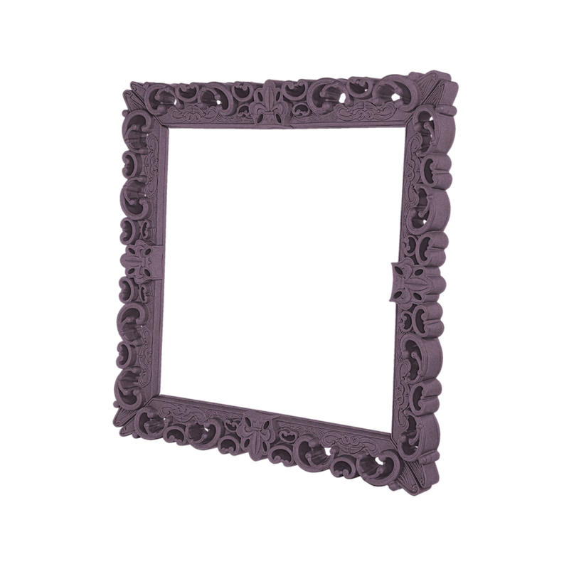 Graziano Moron and Renato Pigattin suunnittelemat kauniit ja näyttävät FRAME OF LOVE design raamit Violetti Iris Violet värillä koko L.