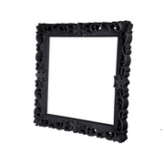 Graziano Moron and Renato Pigattin suunnittelemat kauniit ja näyttävät FRAME OF LOVE design raamit Jet Black värillä koko L.