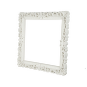 Graziano Moron and Renato Pigattin suunnittelemat kauniit ja näyttävät FRAME OF LOVE design raamit Milky White värillä koko L.