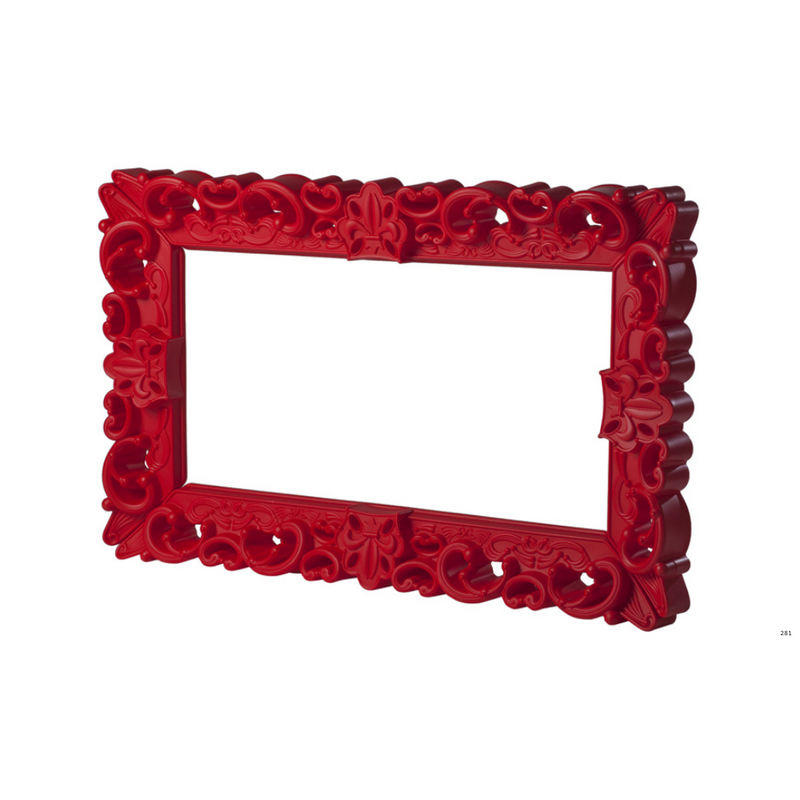 Graziano Moron and Renato Pigattin suunnittelemat kauniit ja näyttävät FRAME OF LOVE design raamit Flame Red värillä M koko.