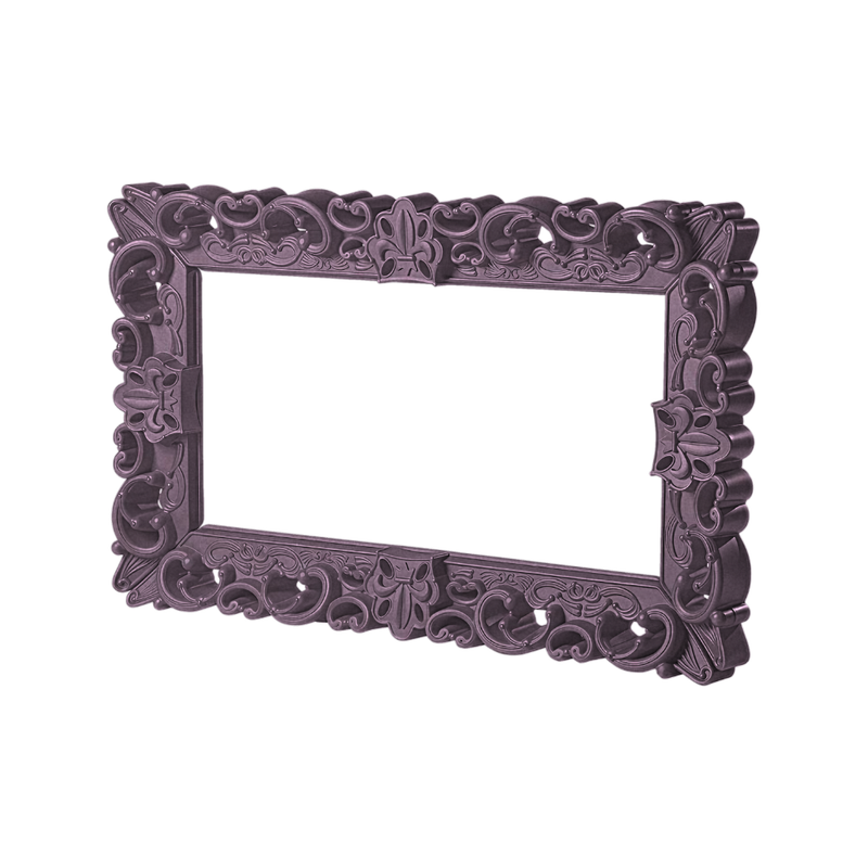 Graziano Moron and Renato Pigattin suunnittelemat kauniit ja näyttävät FRAME OF LOVE design raamit Iris Violet värillä M koko.