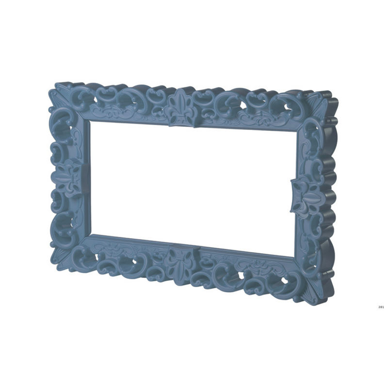 Graziano Moron and Renato Pigattin suunnittelemat kauniit ja näyttävät FRAME OF LOVE design raamit Powder Blue värillä M koko.