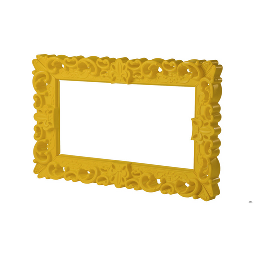 Graziano Moron and Renato Pigattin suunnittelemat kauniit ja näyttävät FRAME OF LOVE design raamit Saffron Yellow värillä M koko.