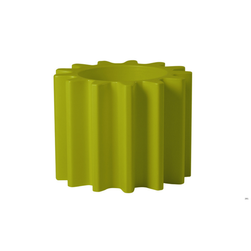 Anastasia Ivanyukin suunnittelema käytännöllinen ja tyylikäs industrial henkinen GEAR POT Vihreä Kasviruukku Lime Green värillä.