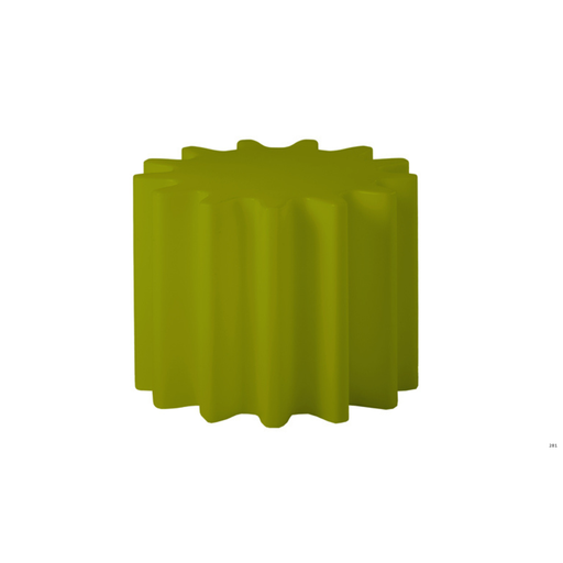 Anastasia Ivanyukin suunnittelema industrial henkinen Vihreä GEAR Jakkara - Pöytä Lime Green värillä.