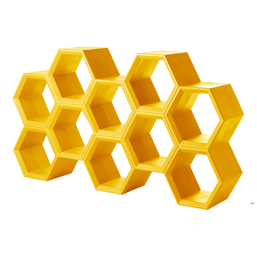 Taeke Halman suunnittelema sulavalinjainen HEXA design hyllykkö Saffron Yellow värillä.