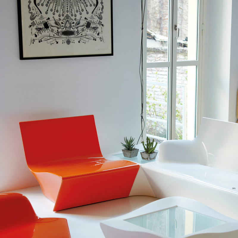 Marc Sadlerin suunnittelema kaunis ja sulavalinjainen KAMI ICHI Nojatuoli.