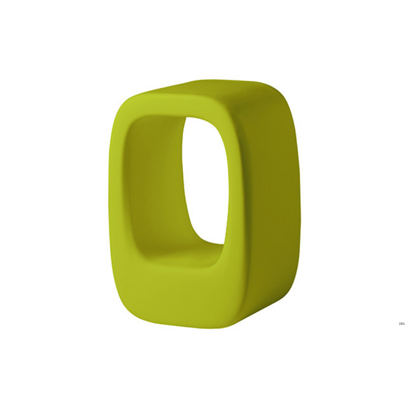 Barnaby Gunningin suunnittelema sulavalinjainen LAZY BONES design jakkara Lime Green värillä.