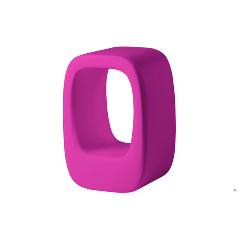 Barnaby Gunningin suunnittelema sulavalinjainen LAZY BONES design jakkara Sweet Fuchsia värillä.