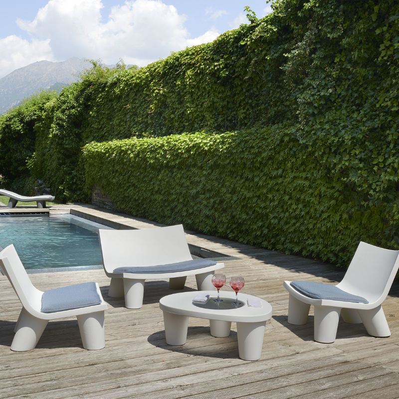 Paola Navonen suunnittelema hauska ja ultra-tyylikäs LOW LITA design pöytä.