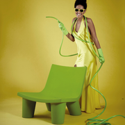 Paola Navonen suunnittelema hauska ja ultra-tyylikäs LOW LITA design tuoli.