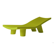 Paola Navonen suunnittelema hauska ja tyylikäs LOW LITA LOUNGE design aurinkotuoli Lime Green värillä.