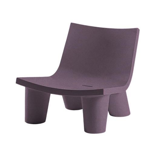 Paola Navonen suunnittelema hauska ja ultra-tyylikäs LOW LITA design tuoli Violetti Iris Violet värillä.