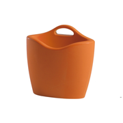 Eli Jacobsonin suunnittelema tyylikäs MAG lehtiteline Pumpkin Orange värisenä.