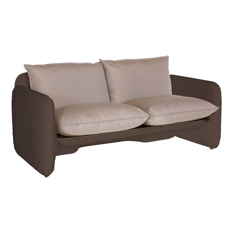 Lorenza Bozzolin suunnittelema sulavalinjainen MARA design sohva Ruskea Moka Brown värillä.