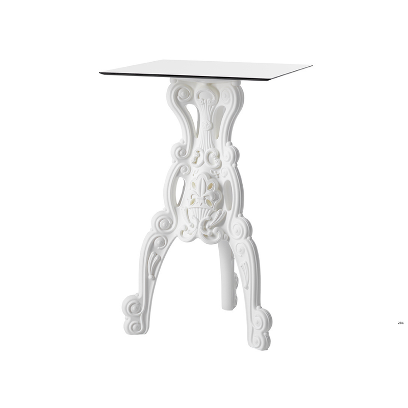 Moro & Pigattin suunnittelema hulvaton koristeellinen MASTER OF LOVE Valkoinen Korkea pöytä Neliöllä pöytälevyllä Milky White värisellä jalustalla.
