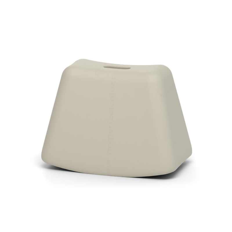 Jack Kirkin suunnittelema hauska OTTO Keinuva jakkara Silkin harmaa RAL 7044. Fun OTTO Rocking Stool designed by Jack Kirk in Silk grey RAL 7044.