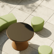 LOOPE® Studion suunnittelema näyttävä OUTi Jakkara. The impressive OUTi Stool designed by LOOP® Studio.