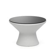 LOOPE® Studion suunnittelema näytävä OUTi Pöytä Telegrey 4 harmaa RAL 7047 mustalla pöytälevyllä. The impressive OUTi Table designed by LOOP® Studio in Telegrey 4 RAL 7047 and with black tabletop.