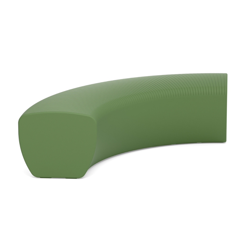 LOOPE® Studion suunnittelema näyttävä OUTi Kaareva penkki Resedanvihreä RAL 6011. The impressive OUTi Curved bench designed by LOOP® Studio in Reseda green RAL 6011.