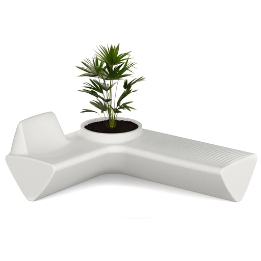 Tomek Rygalikin / Studio Rygalik suunnittelema näyttävä Harmaa-beige OneL Penkki kasviruukulla. Spectacular Grey-beige OneL Bench with Plant Pot designed by Tomek Rygalik / Studio Rygalik.