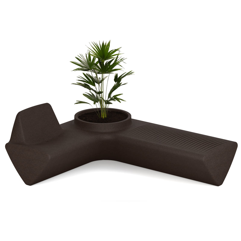 Tomek Rygalikin / Studio Rygalik suunnittelema näyttävä Musta-ruskea OneL Penkki kasviruukulla. Spectacular Black-brown OneL Bench with Plant Pot designed by Tomek Rygalik / Studio Rygalik.