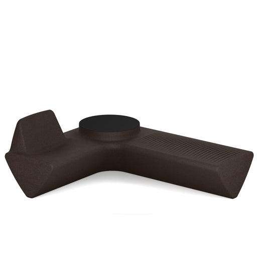 Tomek Rygalikin / Studio Rygalik suunnittelema näyttävä Musta-ruskea OneL Penkki mustalla Kulmapöydällä. Spectacular Black-brown OneL Bench with black Corner table designed by Tomek Rygalik / Studio Rygalik.