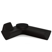 Tomek Rygalikin / Studio Rygalik suunnittelema näyttävä Ruskea-musta OneL Penkki mustalla Kulmapöydällä. Spectacular Brown-black OneL Bench with black Corner table designed by Tomek Rygalik / Studio Rygalik.