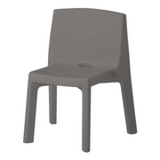 Jorge Nàjeran suunnittelema sulavalinjainen Q4 design tuoli Argil Grey värillä.