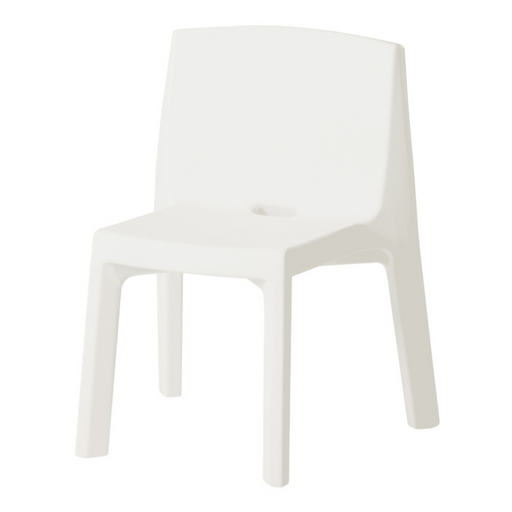 Jorge Nàjeran suunnittelema sulavalinjainen Q4 design tuoli Q4 Tuoli Milky White värillä.