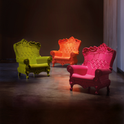 Graziano Moron ja Renato Pigattin suunnittelema satumaisen näyttävä QUEEN OF LOVE Nojatuoli.