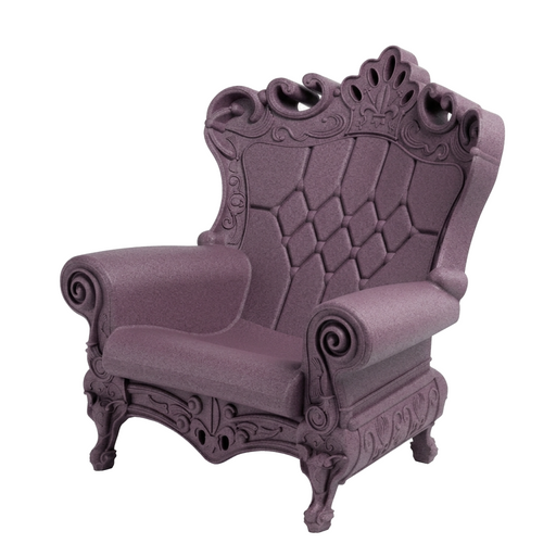 Graziano Moron ja Renato Pigattin suunnittelema satumaisen näyttävä QUEEN OF LOVE Nojatuoli Violetti Iris Violet värisenä.
