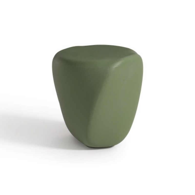 ecoBirdyn suunnittelema sulavalinjainen REBORN D.40 design pöytä Pine Green värillä.