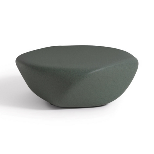 ecoBirdyn suunnittelema sulavalinjainen REBORN D.80 design pöytä Pine Green värillä.