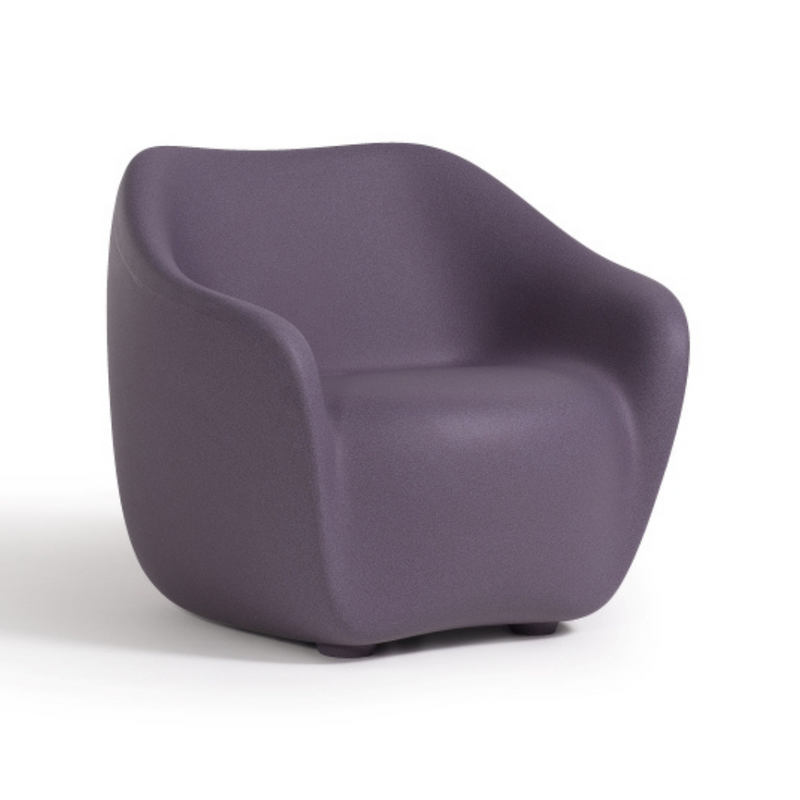 ecoBirdyn suunnittelema sulavalinjainen Violetti REBORN design Nojatuoli Iris Violet värillä.