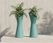 Karim Rashidin suunnittelema kaunis RISE Kasviruukku. Beautiful RISE Planter designed by Karim Rashid.