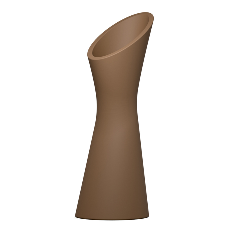 Karim Rashidin suunnittelema kaunis RISE Kasviruukku Pale brown ruskea RAL 8025. Beautiful RISE Planter designed by Karim Rashid in Pale brown RAL 8025.