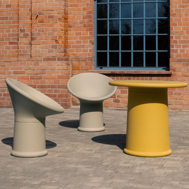 Tomek Rygalikin / Studio Rygalik suunnittelema ajaton ROUNDER Nojatuoli. Timeless ROUNDER Armchair designed by Tomek Rygalik / Studio Rygalik.