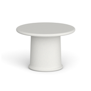 Tomek Rygalikin / Studio Rygalik suunnittelema ajaton ROUNDER Matala Pöytä Harmaa-beige. Timeless ROUNDER Low table designed by Tomek Rygalik / Studio Rygalik in Grey-beige.