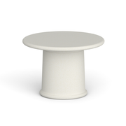 Tomek Rygalikin / Studio Rygalik suunnittelema ajaton ROUNDER Matala Pöytä Keltainen-beige. Timeless ROUNDER Low table designed by Tomek Rygalik / Studio Rygalik in Yellow-beige.